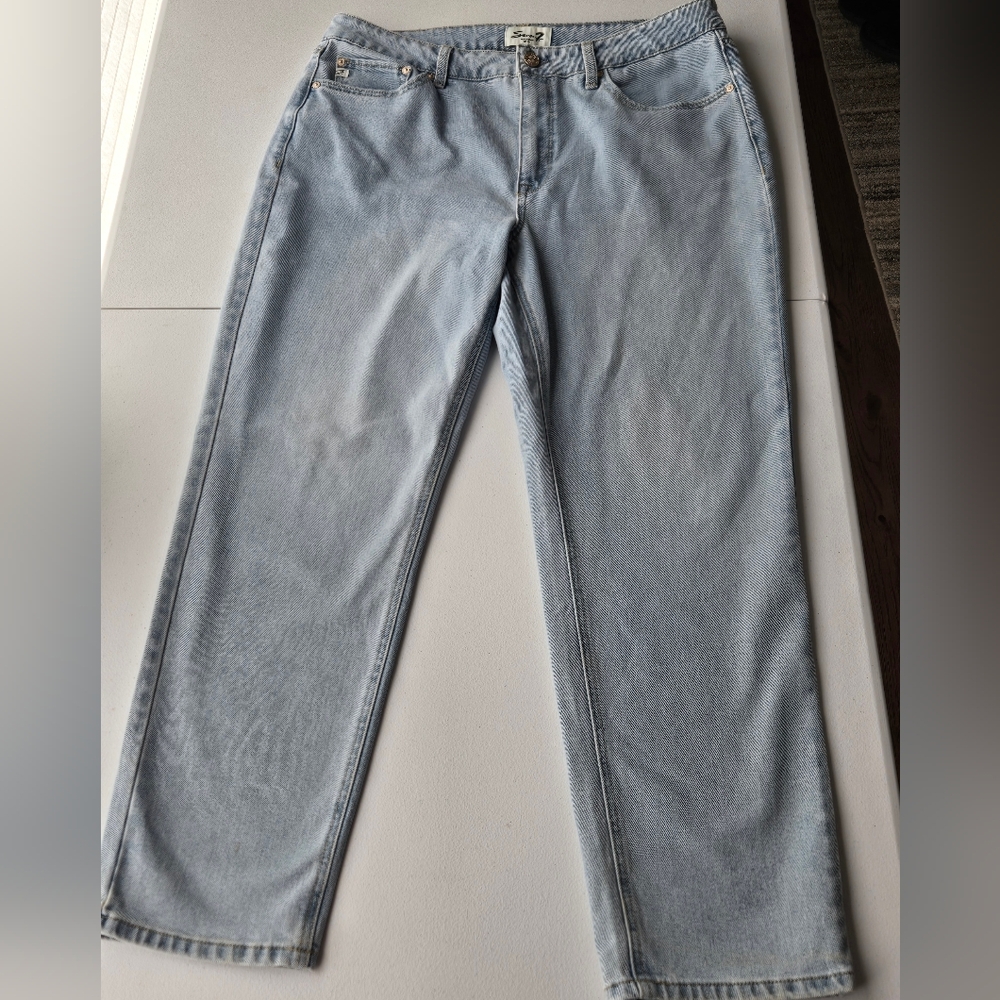 Seven7 Light Wash Straight Leg Jeans Size 14
